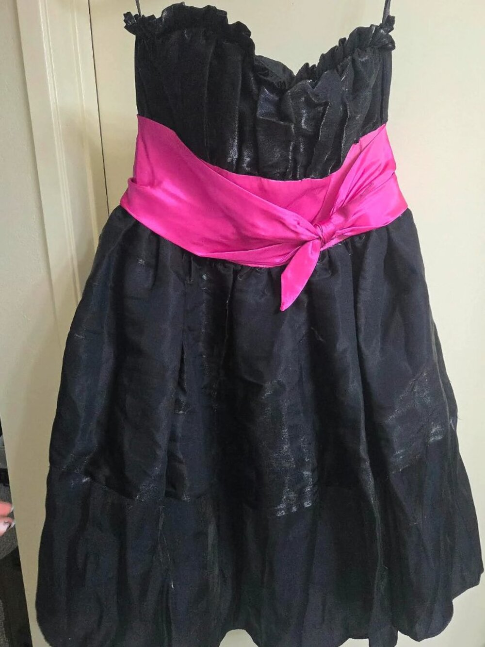 Betsey Johnson Black Taffeta Party Dress Hot Pink Sash Size 8 NWT Homecoming